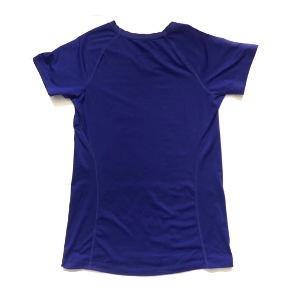 NIKE | BLUE PRO COMBAT FITTED SHORT SLEEVE V-NECK - Picture 2 of 7